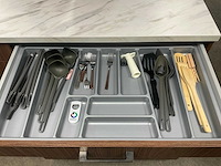 Diverse keukenapparatuur en benodigdheden - afbeelding 3 van  14