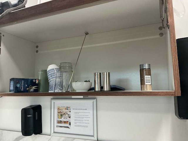 Diverse keukenapparatuur en benodigdheden - afbeelding 9 van  14