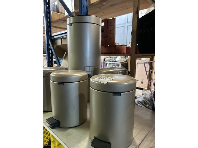 Diverse keukenbenodigdheden w.o. magnetron w.o. severin, brabantia - afbeelding 7 van  10