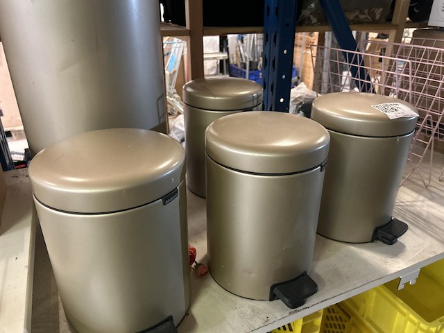 Diverse keukenbenodigdheden w.o. magnetron w.o. severin, brabantia - afbeelding 8 van  10