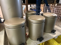 Diverse keukenbenodigdheden w.o. magnetron w.o. severin, brabantia - afbeelding 8 van  10