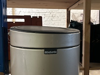 Diverse keukenbenodigdheden w.o. magnetron w.o. severin, brabantia - afbeelding 9 van  10