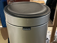 Diverse keukenbenodigdheden w.o. magnetron w.o. severin, brabantia - afbeelding 10 van  10