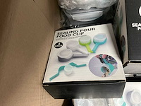 Diverse keukenbenodigdheden - afbeelding 3 van  6