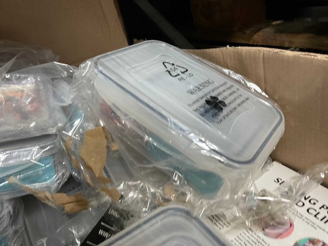 Diverse keukenbenodigdheden - afbeelding 4 van  6