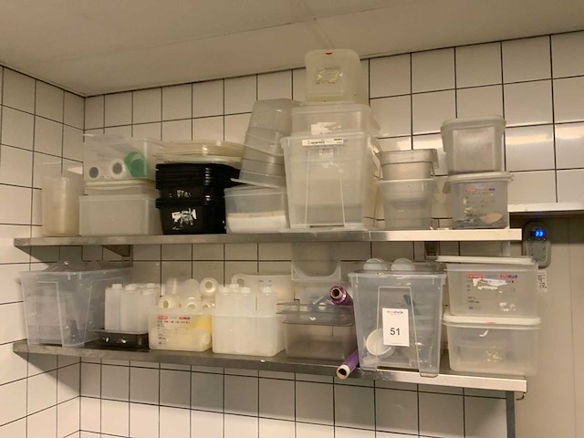 Diverse keukenbenodigdheden - afbeelding 1 van  8