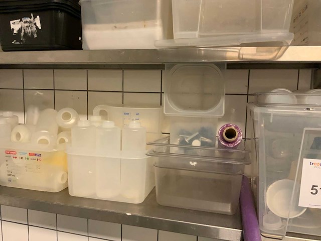 Diverse keukenbenodigdheden - afbeelding 3 van  8