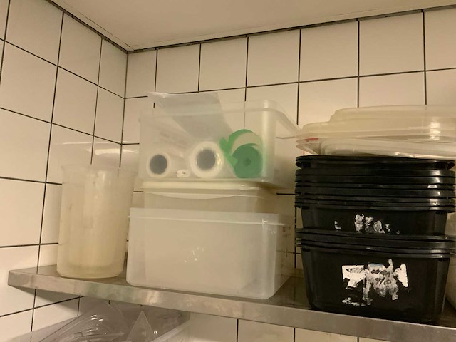 Diverse keukenbenodigdheden - afbeelding 6 van  8