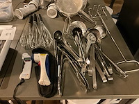 Diverse keukenbenodigdheden - afbeelding 2 van  10