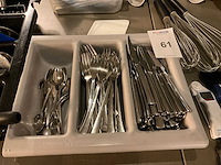 Diverse keukenbenodigdheden - afbeelding 9 van  10