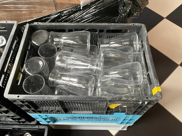 Diverse keukenbenodigdheden - afbeelding 4 van  6