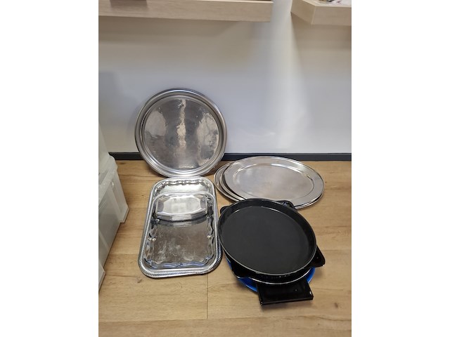 Diverse keukenbenodigdheden - afbeelding 2 van  9