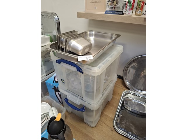 Diverse keukenbenodigdheden - afbeelding 3 van  9