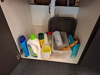 Diverse keukenbenodigdheden - afbeelding 8 van  10