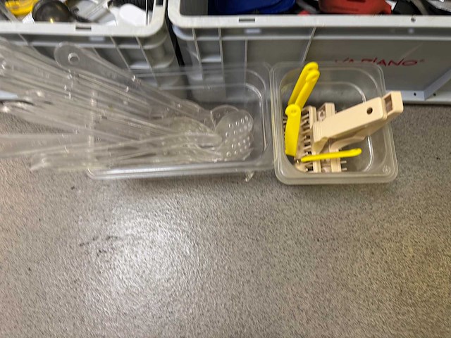 Diverse keukengerei - afbeelding 4 van  4