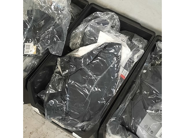 Diverse kleding, o.a nike - afbeelding 6 van  17
