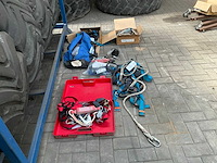 Diverse klim beveiliginsmiddelen - afbeelding 1 van  6