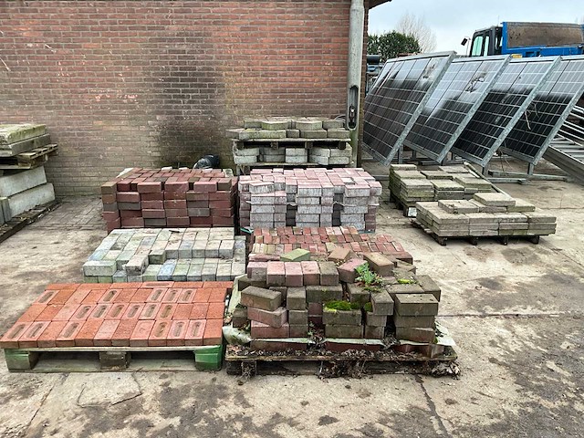 Diverse klinkers - afbeelding 1 van  11