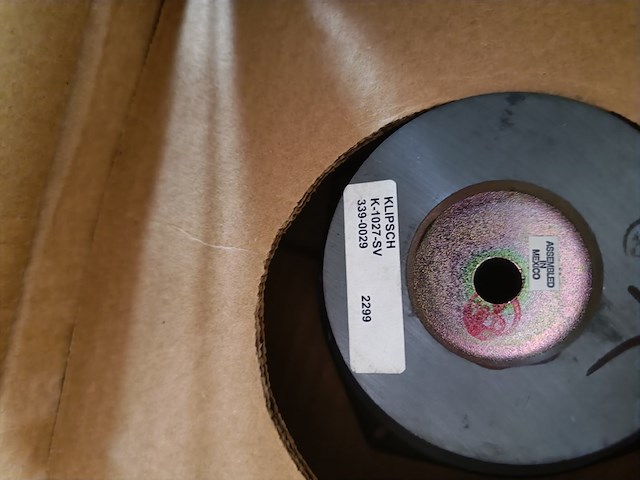 Diverse klipsch speakers en bas versterkers en onderdelen - afbeelding 4 van  19