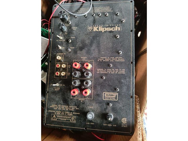 Diverse klipsch speakers en bas versterkers en onderdelen - afbeelding 14 van  19