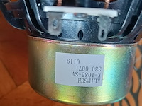 Diverse klipsch speakers en bas versterkers en onderdelen - afbeelding 17 van  19