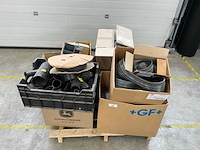 Diverse knieën, fittingen en doppen - afbeelding 3 van  10