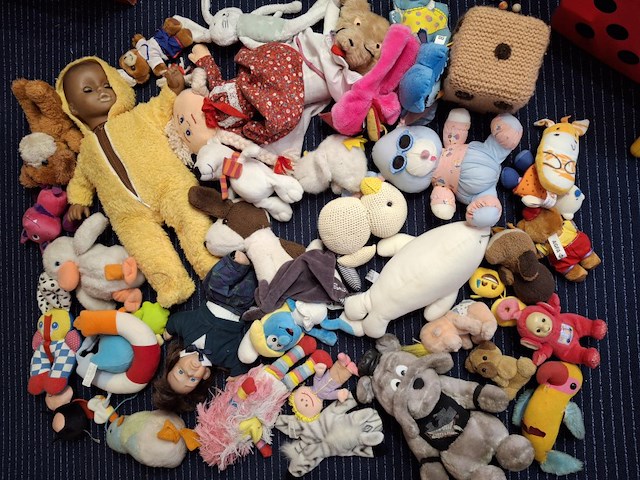 Diverse knuffels - afbeelding 1 van  3