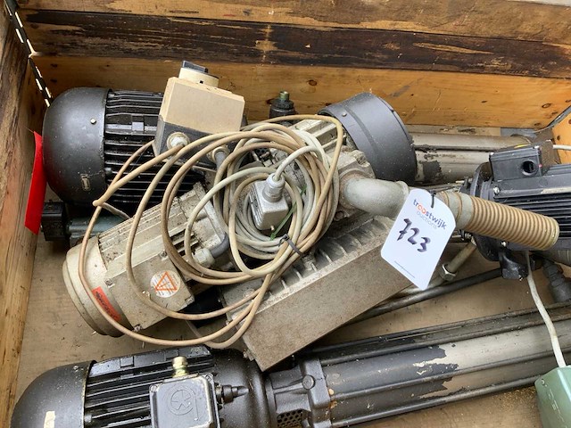 Diverse koelmiddelpompen - afbeelding 2 van  3