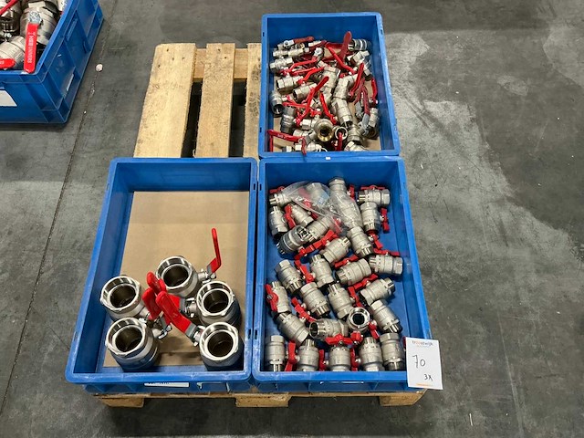 Diverse kogelkranen (70x) - afbeelding 1 van  5