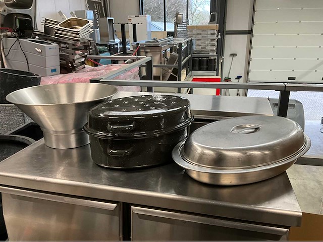 Diverse kommen - afbeelding 1 van  6