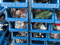 Diverse koppelingen, cv materialen en magazijnbakken - afbeelding 12 van  14