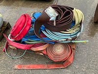 Diverse koppelingen en afvoerslangen - afbeelding 3 van  4