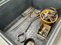 Diverse koppelingen, stratenmakers gereedschap - afbeelding 2 van  9