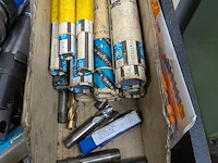 Diverse koppen en boren t.b.v. freesbank - afbeelding 5 van  10
