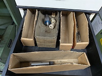 Diverse koppen en boren t.b.v. freesbank - afbeelding 8 van  10