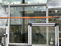 Diverse kozijnen met glas (7x) - afbeelding 4 van  12