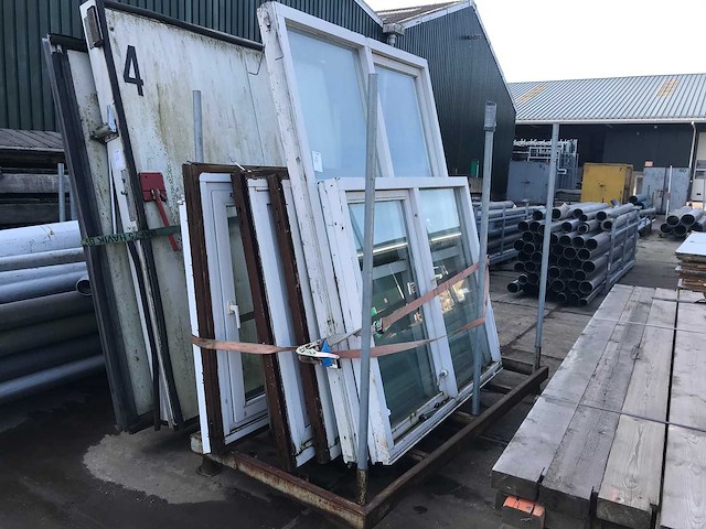 Diverse kozijnen - afbeelding 1 van  5