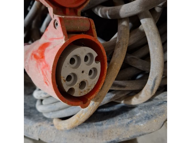 Diverse krachtstoom en stroomkabel in speciekuip - afbeelding 5 van  7