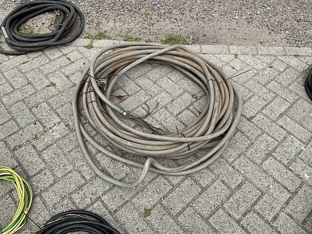 Diverse krachtstroomkabels - afbeelding 5 van  8