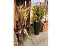 Diverse kunstplanten en decoratie - afbeelding 11 van  12