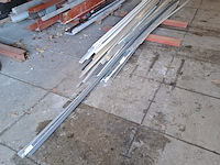 Diverse kunststof en aluminium profielen, keralit / protex - afbeelding 1 van  12