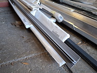 Diverse kunststof en aluminium profielen, keralit / protex - afbeelding 6 van  12