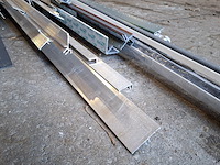 Diverse kunststof en aluminium profielen, keralit / protex - afbeelding 7 van  12