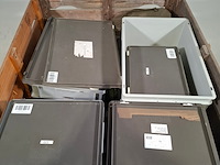 Diverse kunststof kisten en koffers - afbeelding 2 van  7