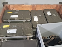 Diverse kunststof koffers en bakken - afbeelding 6 van  8