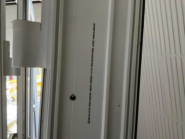 Diverse kunststof kozijnen en deuren - afbeelding 6 van  6
