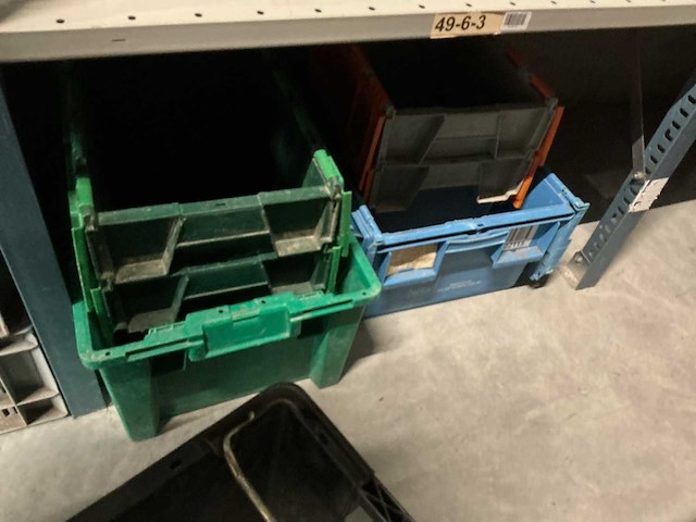 Diverse kunststof kratten (9x) - afbeelding 2 van  4