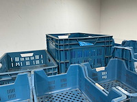 Diverse kunststof kratten - afbeelding 5 van  5