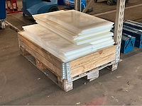 Diverse kunststof panelen - afbeelding 6 van  6