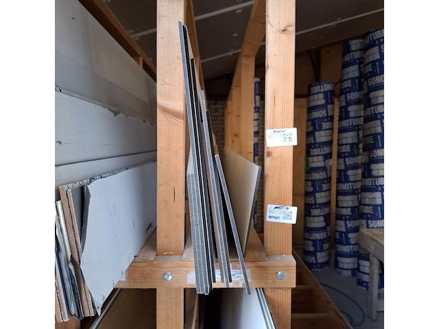 Diverse kunststof platen - afbeelding 25 van  30